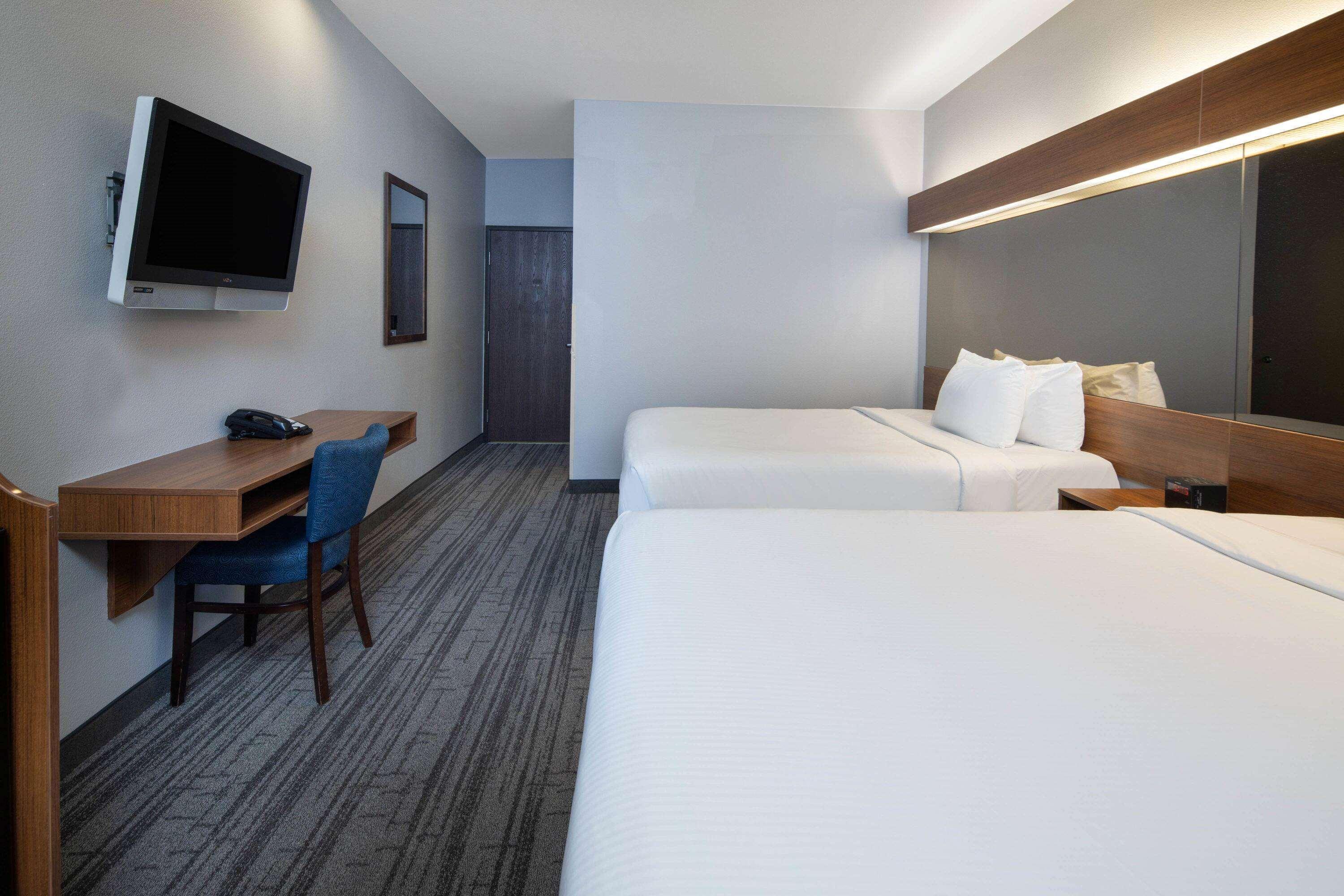 Baymont By Wyndham Las Vegas South Strip Екстериор снимка