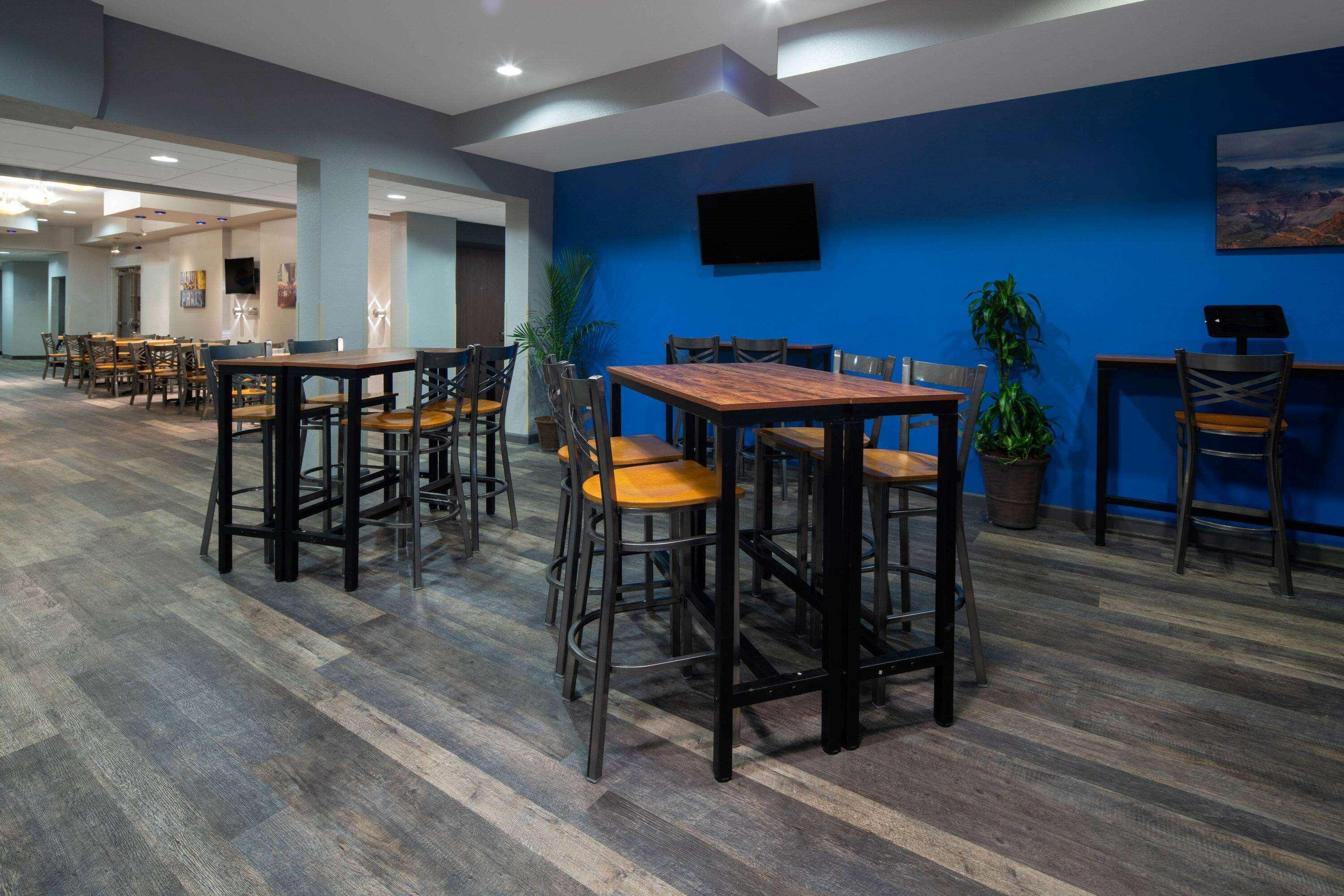Baymont By Wyndham Las Vegas South Strip Екстериор снимка